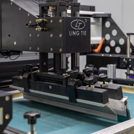 sticker printing machine